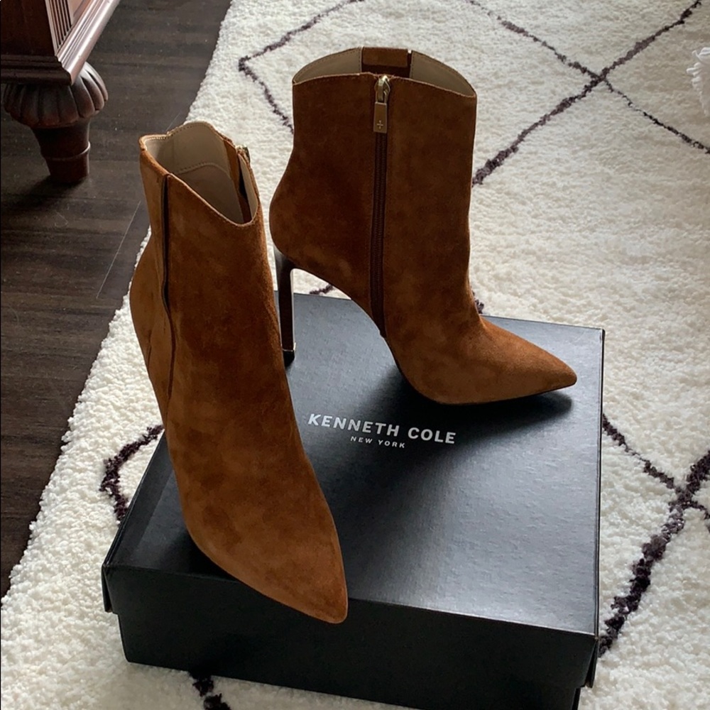Kenneth Cole high heel boots